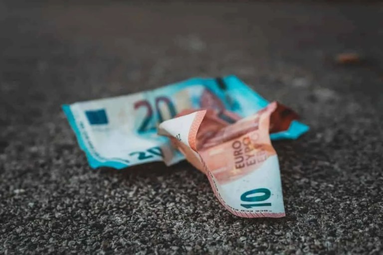 euro accartocciati scaled