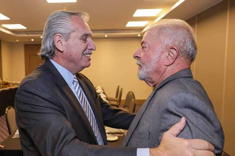 alberto_fernandez_y_luiz_inacio_lula_da_silva_en_sao_paulo_2022
