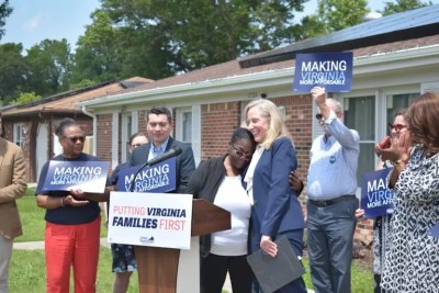 Economie a forma di K e cappa sulle democrazie