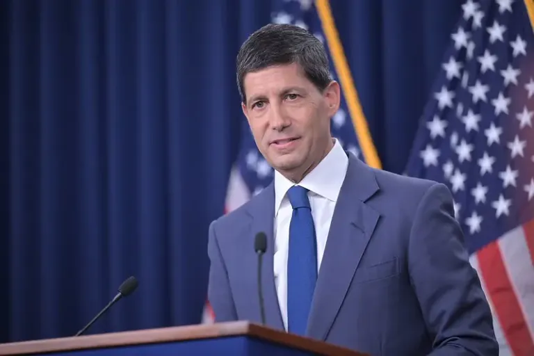 Kevin Warsh, un parolaio alla Fed?